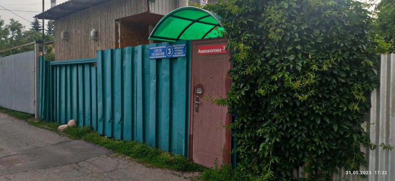 Квартира- Студия В Гостевом Доме Almati Kültér fotó